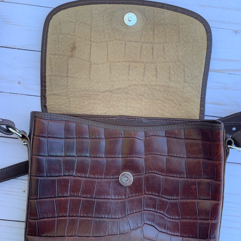 Dooney & Bourke brown leather cross body - Picture 6 of 8